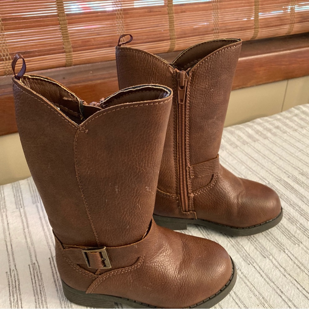 OshKosh B'gosh Brown Toddler Boots
